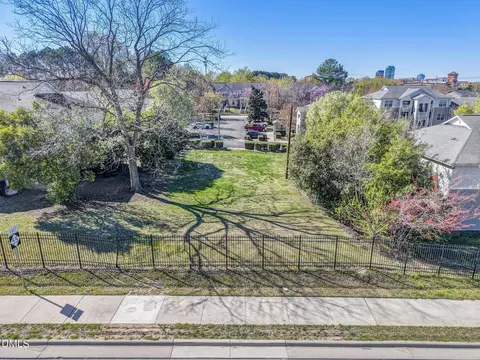 208 S Alston Ave, Durham, NC 27701 photo 2