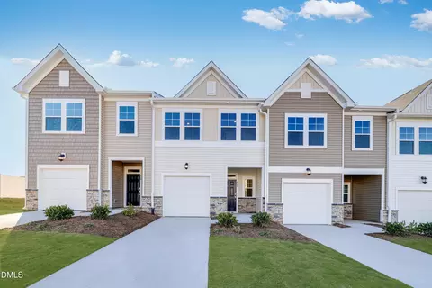 489 Fran Dr, Haw River, NC 27258