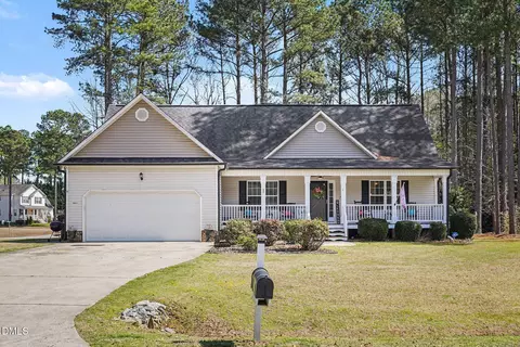 11 Cashew Ln, Smithfield, NC 27577 photo 2