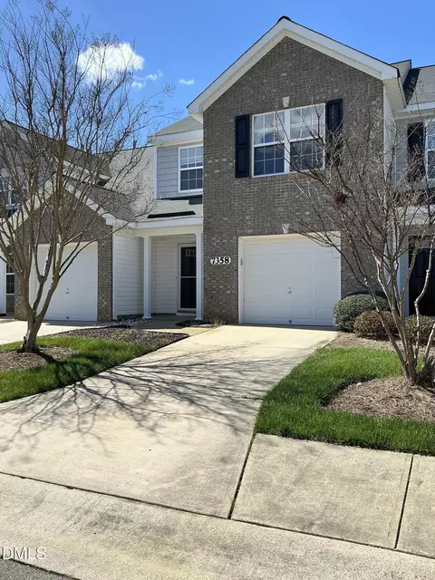 7358 Colleen Park Dr, Whitsett, NC 27377