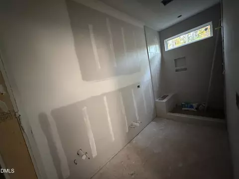 Bath - 620 Cable Ct, Apex, NC 27523 photo 1 of 4