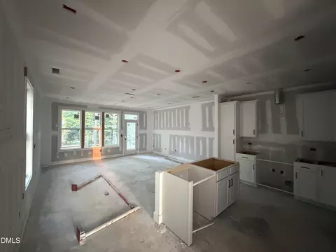 Living - 620 Cable Ct, Apex, NC 27523 photo 3 of 4