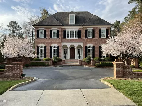 440 Drummond Dr, Raleigh, NC 27609