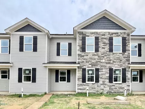 1204 Brookrun Dr, Oxford, NC 27565