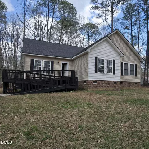 121 Santee Dr, Louisburg, NC 27549