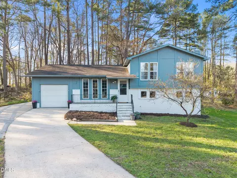 5504 Pear Orchard Cir, Raleigh, NC 27616