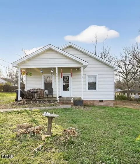 819 S Beaumont Ave, Burlington, NC 27217