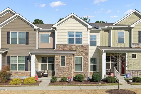 1125 Treetop Meadow Ln, Wake Forest, NC 27587