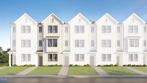 2308 Oakwood Meadows Ct, Raleigh, NC 27604