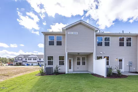 3808 Well Fleet Dr, Fuquay Varina, NC 27592 photo 4