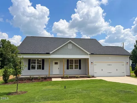 570 Springtooth Dr, Zebulon, NC 27597