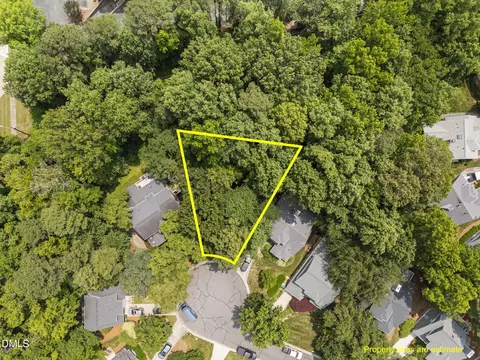 16 Marchmont Ct, Durham, NC 27705