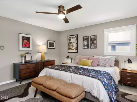 Bedroom - 5017 Pine Trail Dr, Durham, NC 27712 photo 2 of 5
