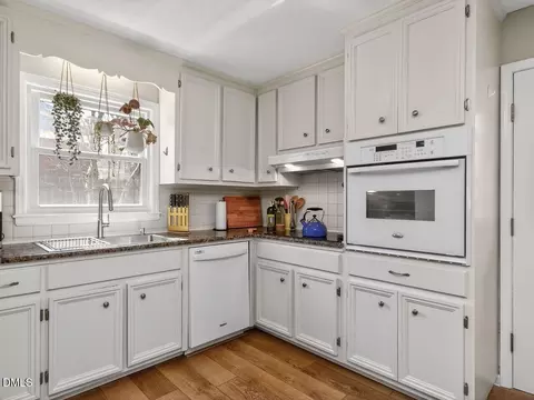 Kitchen - 5017 Pine Trail Dr, Durham, NC 27712 photo 2 of 3