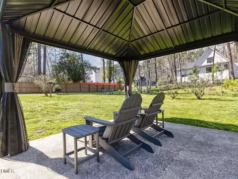 Exterior - 5017 Pine Trail Dr, Durham, NC 27712 photo 6 of 7