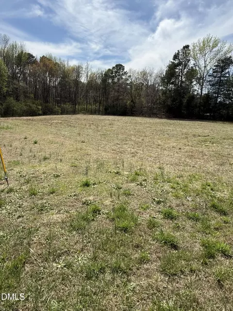 20 Sutton Rd, Louisburg, NC 27549