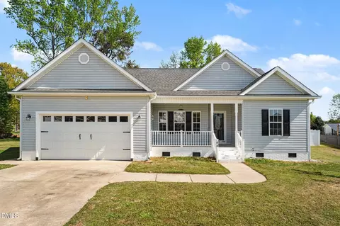 44 Wedgewood Ln, Selma, NC 27576