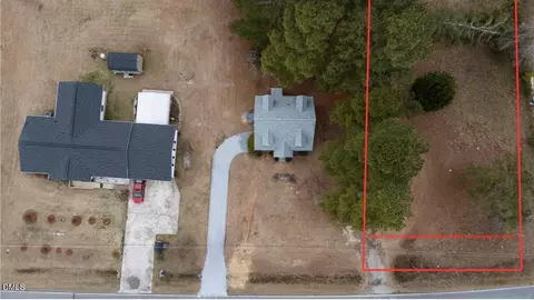 1126 Aquilla Rd, Benson, NC 27504