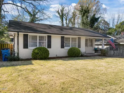 Exterior - 728 E Whitaker Mill Rd, Raleigh, NC 27608 photo 2 of 9