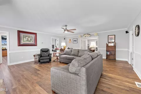 Living - 9759 N Nash St, Middlesex, NC 27557 photo 2 of 2