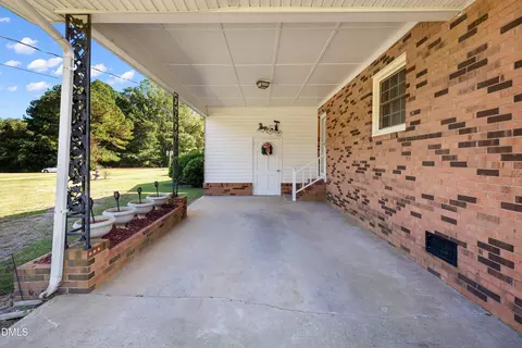 Exterior - 9759 N Nash St, Middlesex, NC 27557 photo 5 of 9
