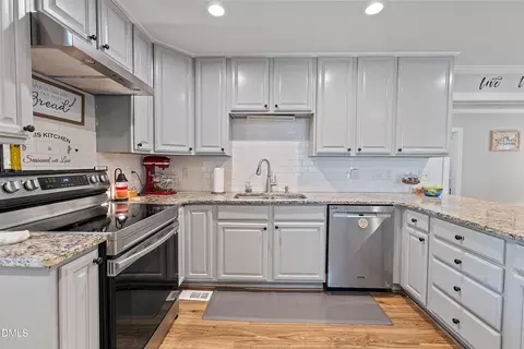 Kitchen - 9759 N Nash St, Middlesex, NC 27557 photo 4 of 4