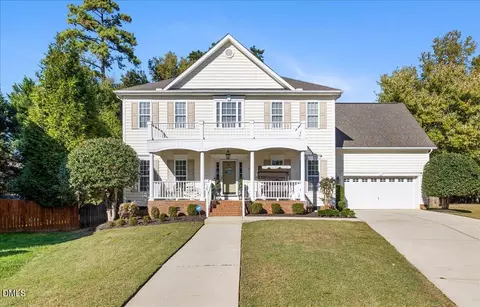2536 Gregmoor Ct, Raleigh, NC 27614