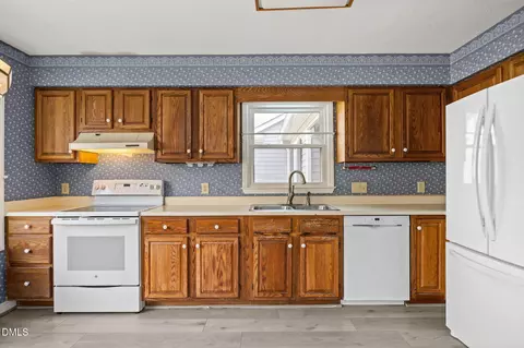 Kitchen - 3519 Rawdon Dr, Durham, NC 27713 photo 2 of 3