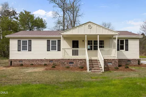 3285 Free Union Church, Pinetown, NC 27865