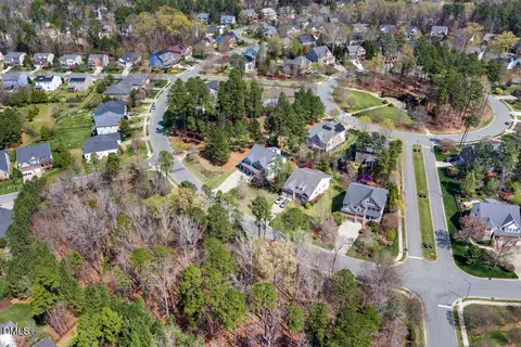 View/Area - 701 Harkness Cir, Durham, NC 27705 photo 7 of 8