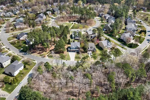 View/Area - 701 Harkness Cir, Durham, NC 27705 photo 4 of 8
