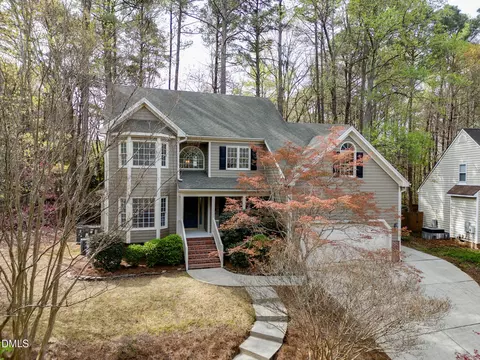 4129 Mittglen Ln, Cary, NC 27518