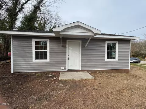 713 Water St, Henderson, NC 27536