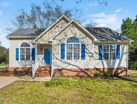 284 Dullis Cir, Garner, NC 27529