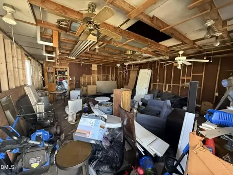 14 S Mason St, Coats, NC 27521 photo 4