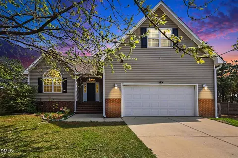 705 Colonial Hills Dr, Lillington, NC 27546