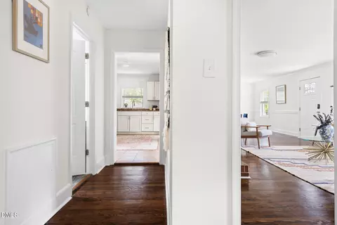 Entry Way - 407 Edward St # A, Durham, NC 27701 photo 3 of 3