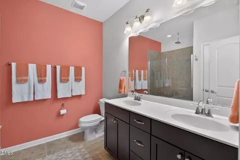 Bath - 106 Constitution Dr, Durham, NC 27705 photo 1 of 5
