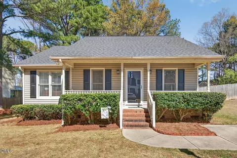 2 Mattie Ct, Durham, NC 27704