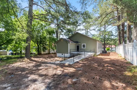 726 W M St, Erwin, NC 28339 photo 21