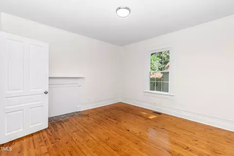 726 W M St, Erwin, NC 28339 photo 11