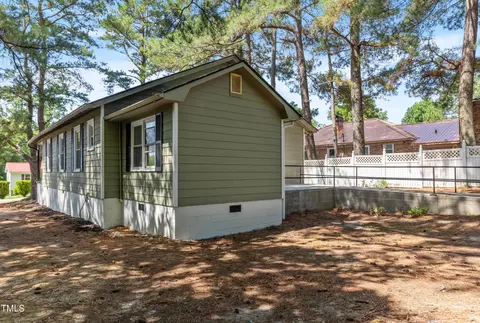 726 W M St, Erwin, NC 28339 photo 23