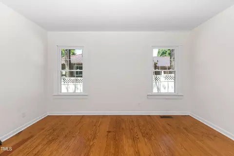 726 W M St, Erwin, NC 28339 photo 6