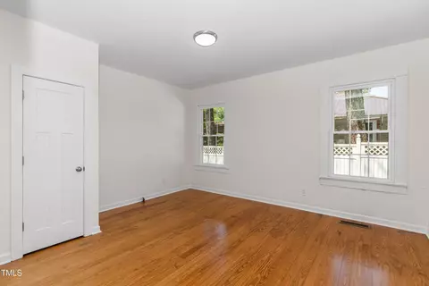726 W M St, Erwin, NC 28339 photo 5