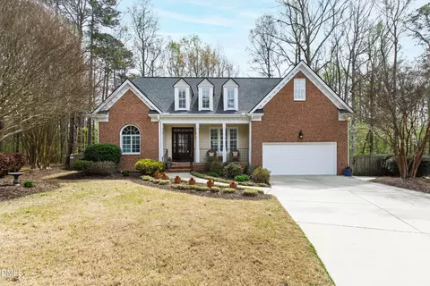 126 Barnes Spring Ct, Cary, NC 27519