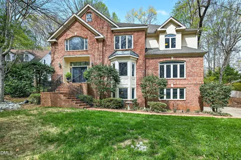 106 Birkhaven Dr, Cary, NC 27518