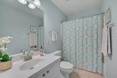 Bath - 3301 Lassiter St, Durham, NC 27707 photo 2 of 3