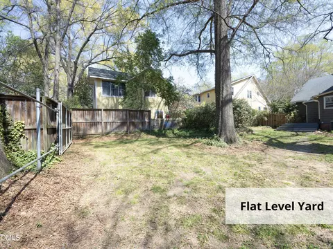 Exterior - 825 Onslow St, Durham, NC 27705 photo 15 of 22
