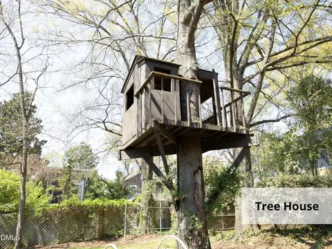 Exterior - 825 Onslow St, Durham, NC 27705 photo 16 of 22