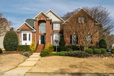 100 Harrison Ct, Chapel Hill, NC 27516